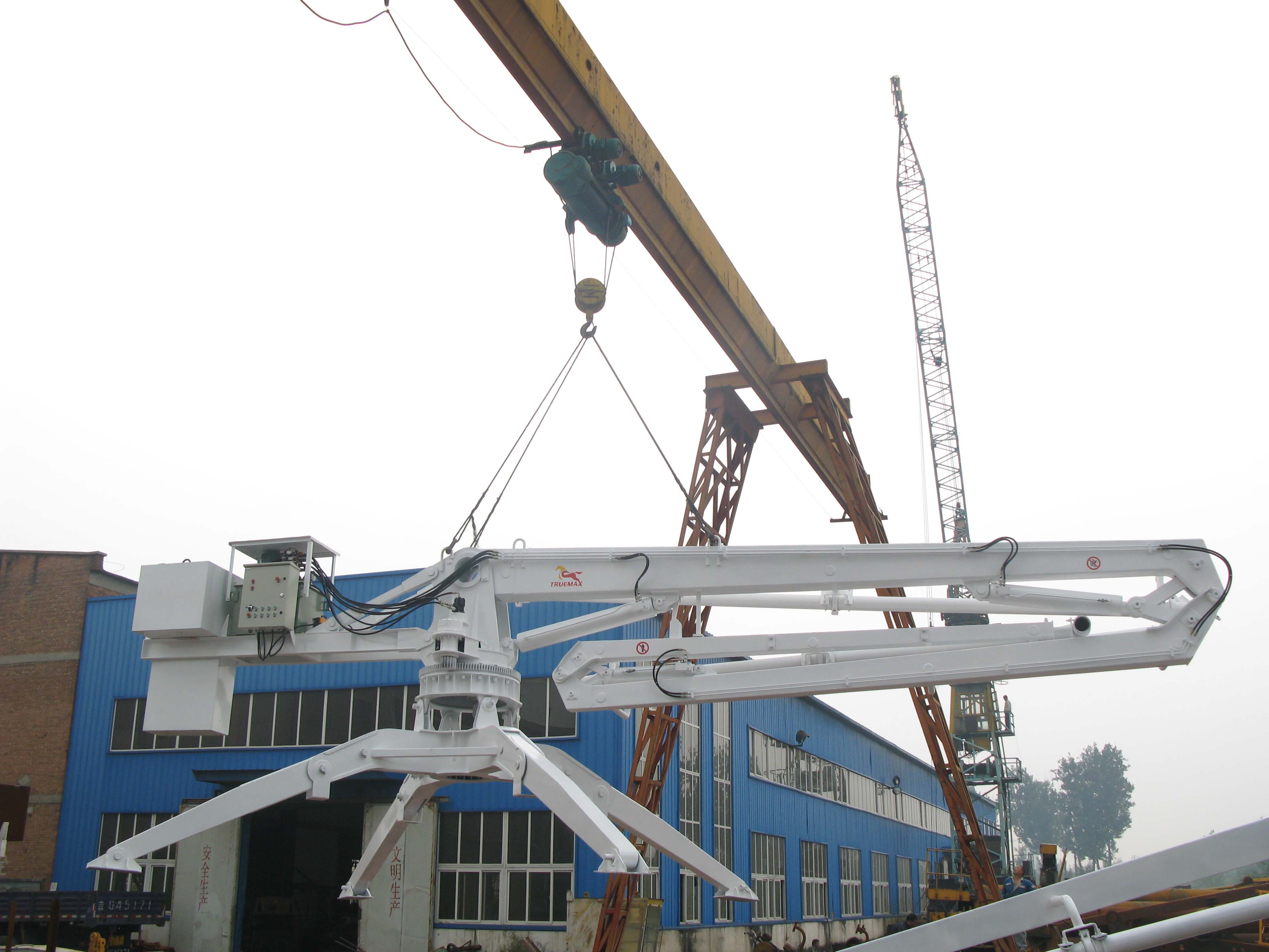 移動液壓布料機 移動液壓布料機