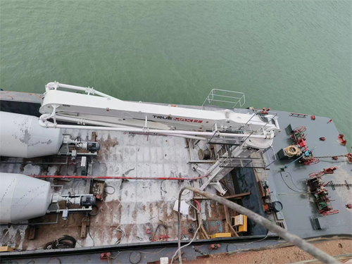 船載布料機(jī) 船載布料機(jī)